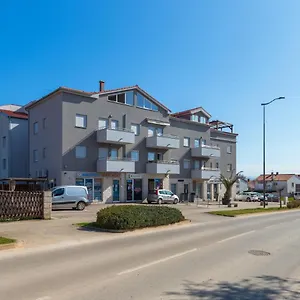 https://apartments-marica-medulin.in-istria.net